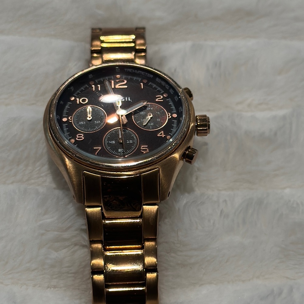 FOSSIL THREE-HANDS Working Brown Face Stainless Steel Ladies Wrist Watch 8 1/2”.